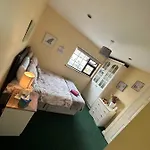 Edwards Cosy Penzion 3*