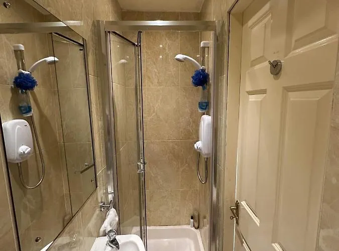 Edwards Cosy 3* Galway