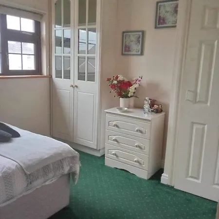 Edwards Cosy Affittacamere