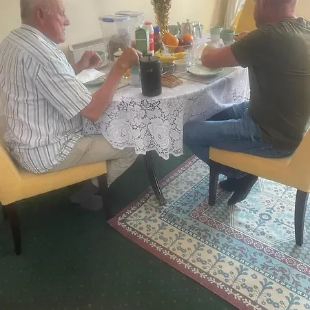 Edwards Cosy Affittacamere 3*