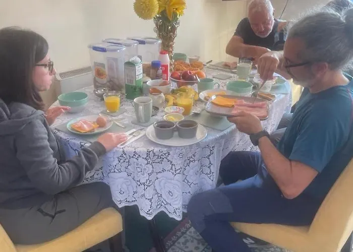 Edwards Cosy 3* Galway