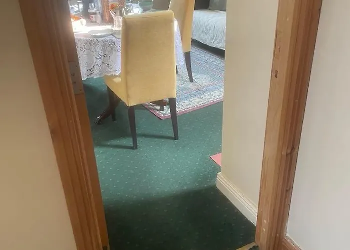 Edwards Cosy 3*