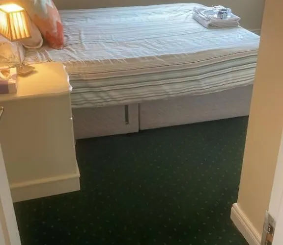 Edwards Cosy 3*