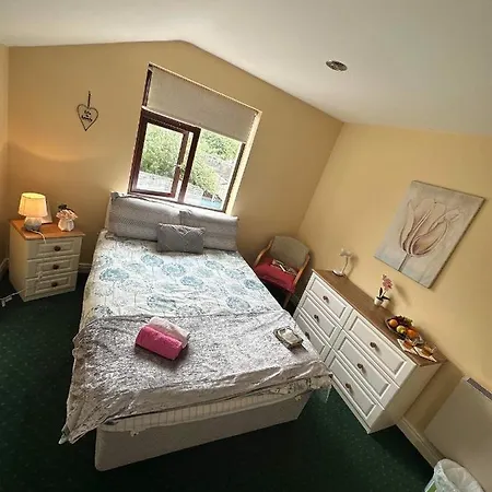 Edwards Cosy غالواي