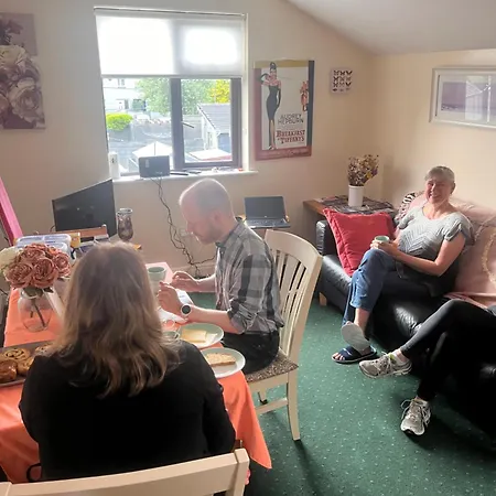 بيت ضيافة Edwards Cosy