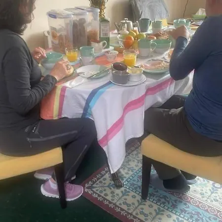 Edwards Cosy غالواي