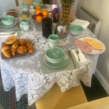 Edwards Cosy 3* غالواي