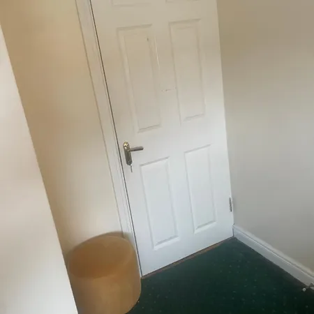 Pensionat Eamonns Cosy Private Parking 3*