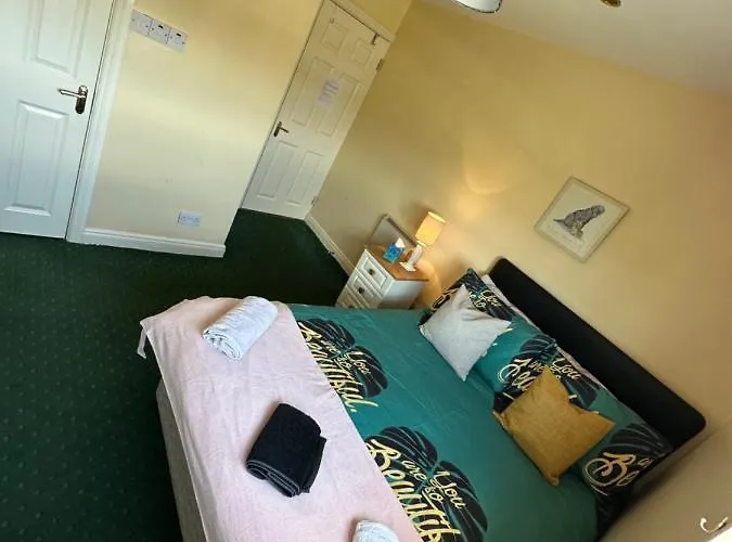Edwards Cosy Guest house 3*